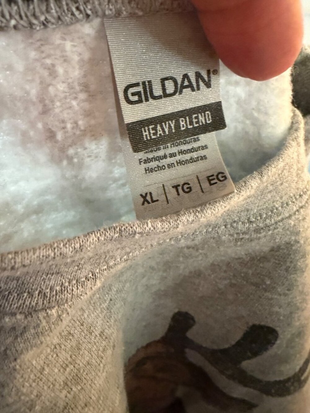 Gildan Brewdolph Heavy Blend XL Gray Sweatshirt - Picture 4 of 4